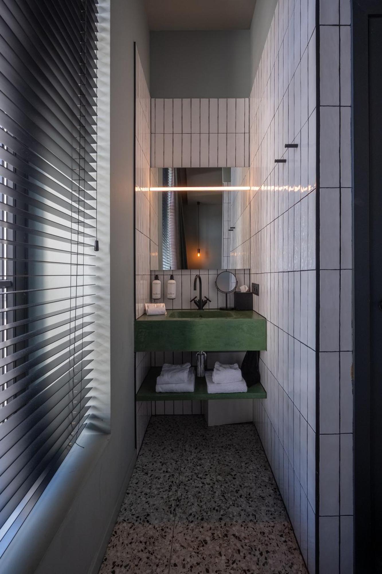 U Eat & Sleep Antwerp Ξενοδοχείο Εξωτερικό φωτογραφία